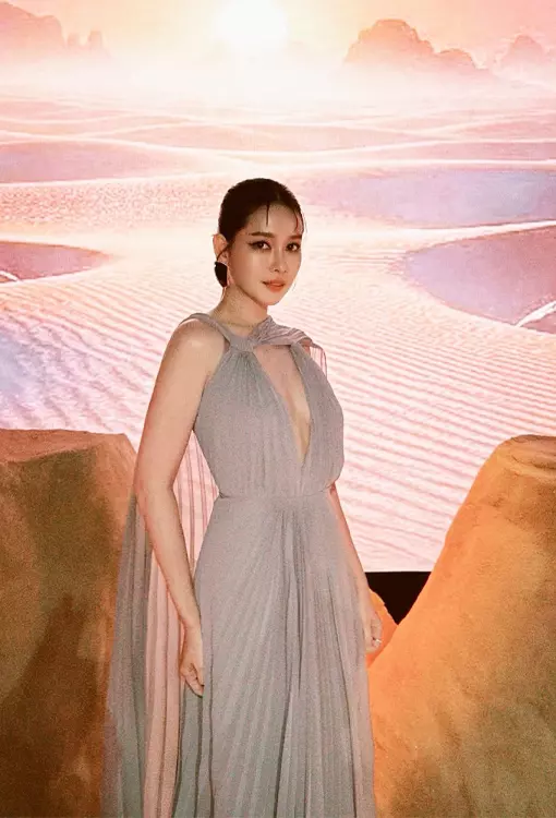 เปิดวาร์ป โม อมีนา