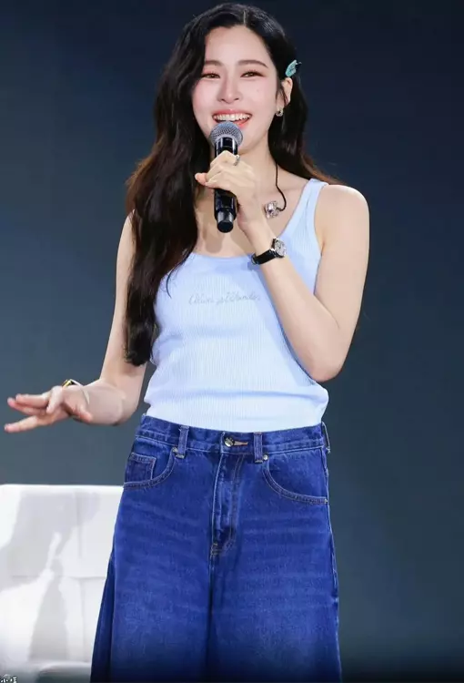 เปิดวาร์ป หลิงหลิง คอง