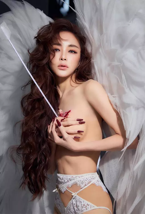 เปิดวาร์ป เป้ย ปานวาด