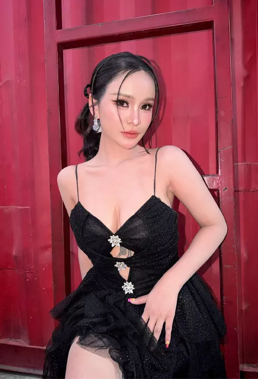 เปิดวาร์ป อาม ชุติมา