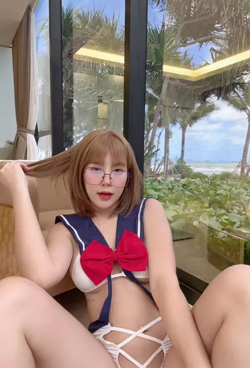 เปิดวาร์ป น้องพลอยหมวย